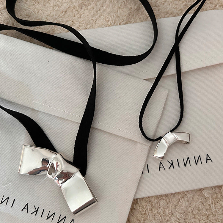 Colliers rétro faciles à assortir, Design de niche personnalisé pour femmes