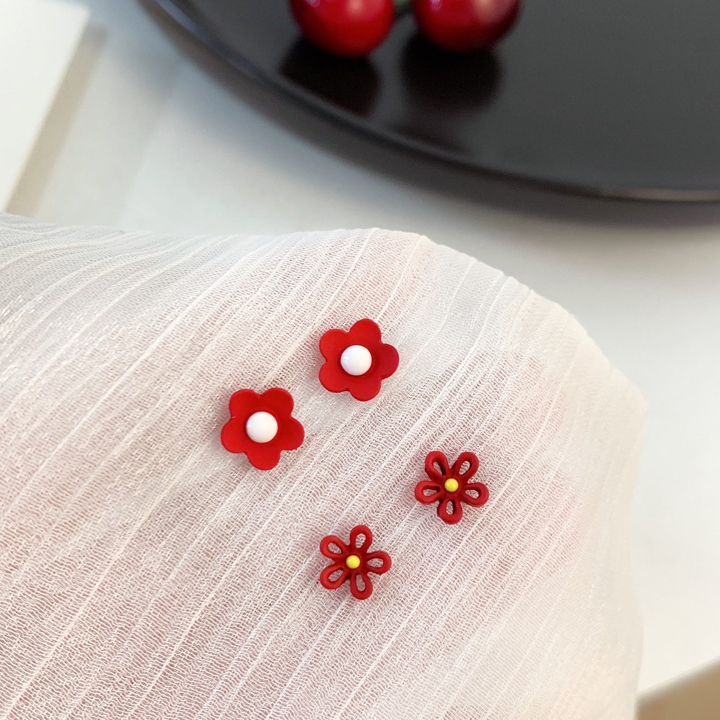 Small Flower Three-piece Set Simple Sier Needle Earrings