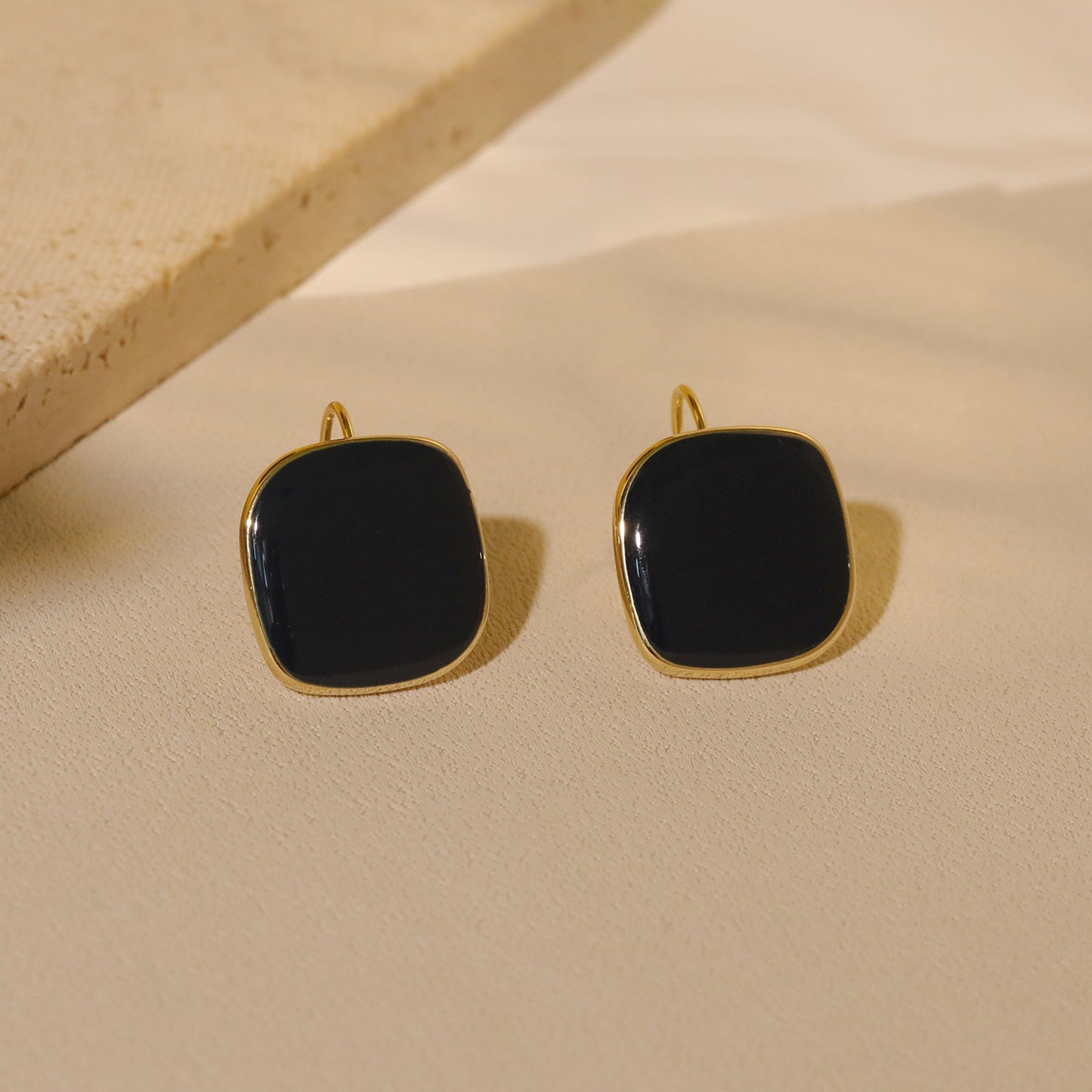 Women's Style Graceful Geometric Square Ear Clip Earrings