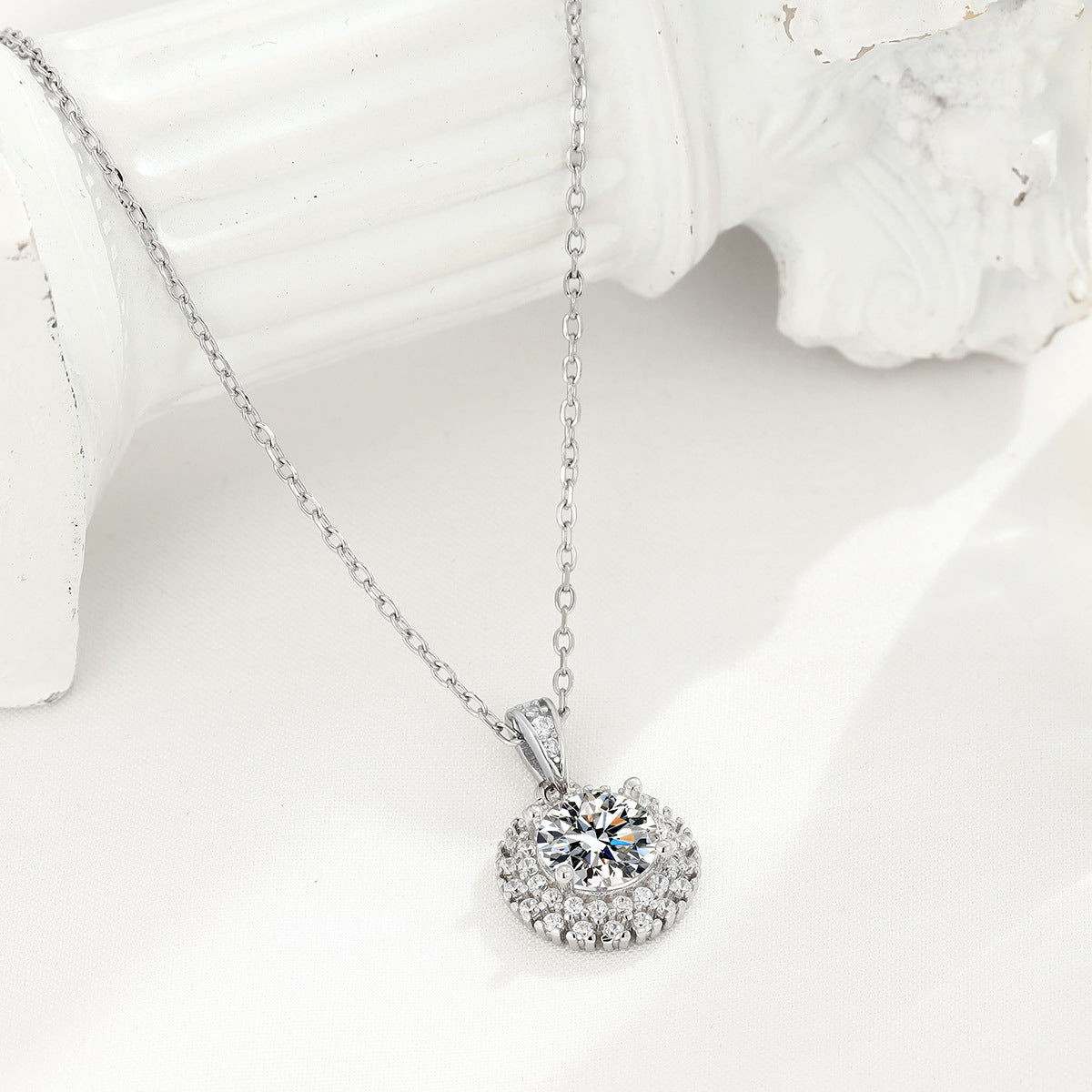 Colliers de clavicule circulaires de Style luxueux et abordables pour femmes