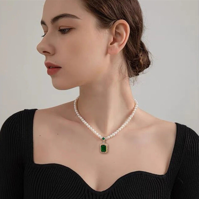 Chaîne de clavicule d'été en perles pour femmes, pendentif Simple en Zircon vert, colliers de haute qualité