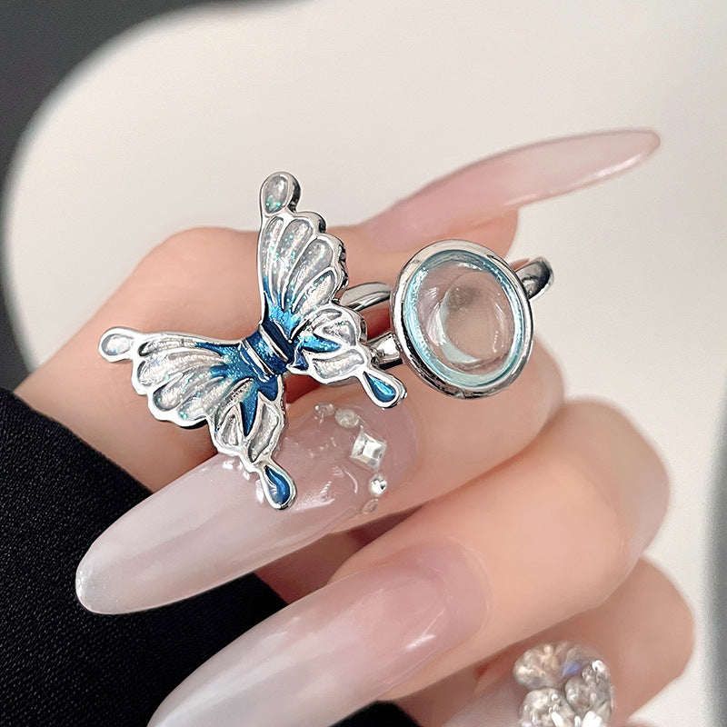Butterfly Female Temperament Light Luxury Design Rings