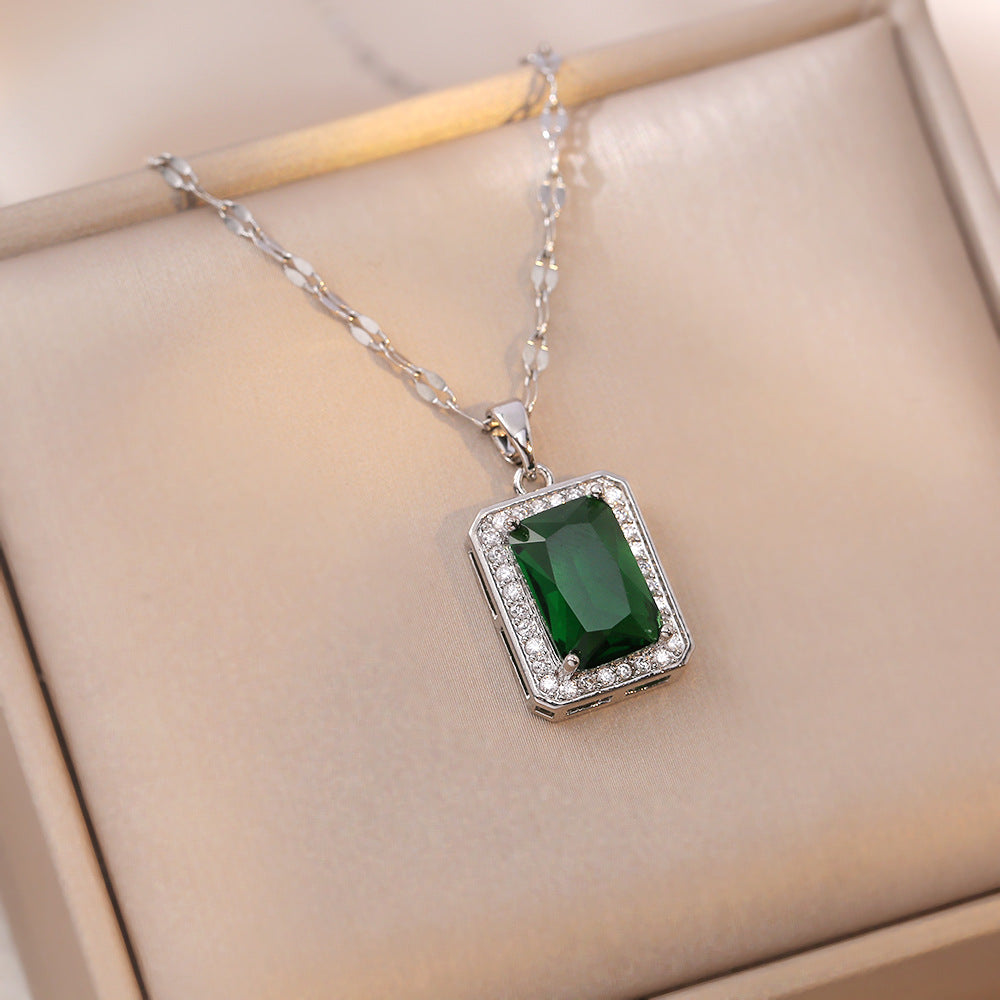 Women's Light Luxury Full Diamond Square Emerald Necklaces