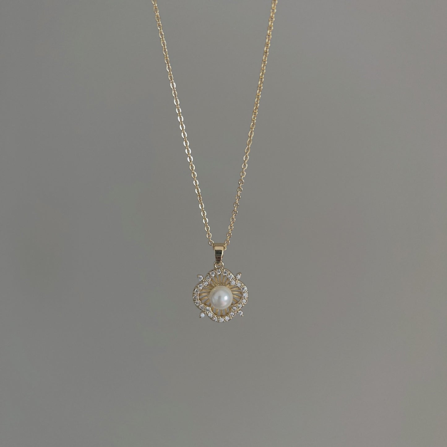 Colliers de tempérament de luxe pour femmes, de haute qualité, au design de niche