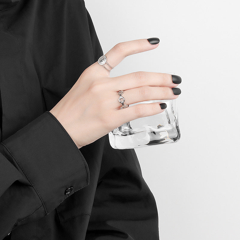 Style Cold Line Einfache offene Metallringe