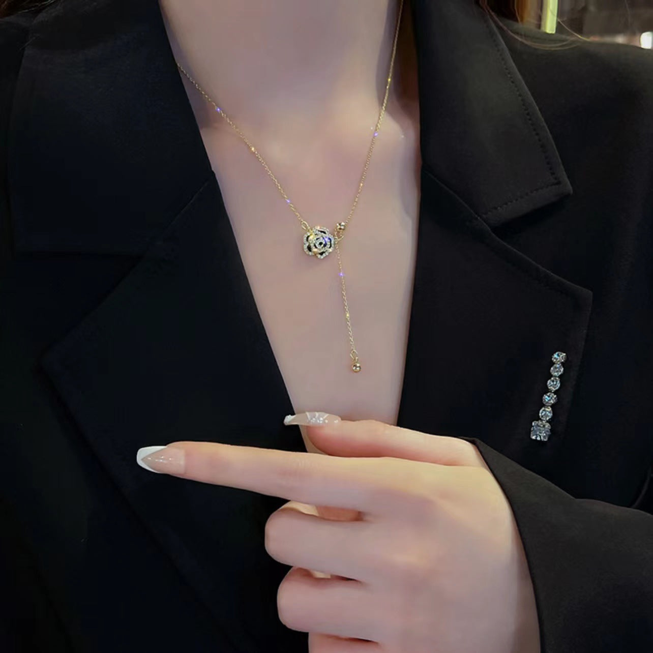 Chaîne de clavicule féminine, colliers légers d'intérêt spécial