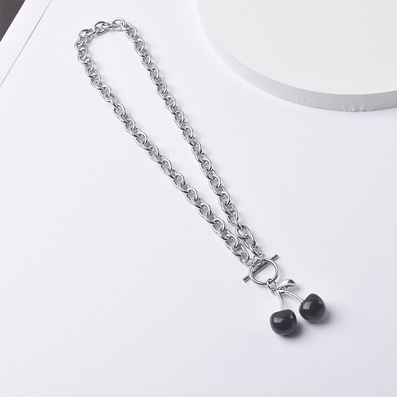 Accessoires Übertriebene Metall-Herz-Anhänger-weibliche Mode-Halsketten