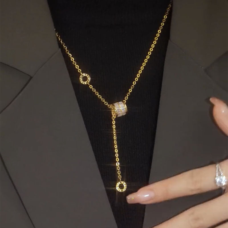 Colliers Sense de luxe léger pour femmes, Design minoritaire