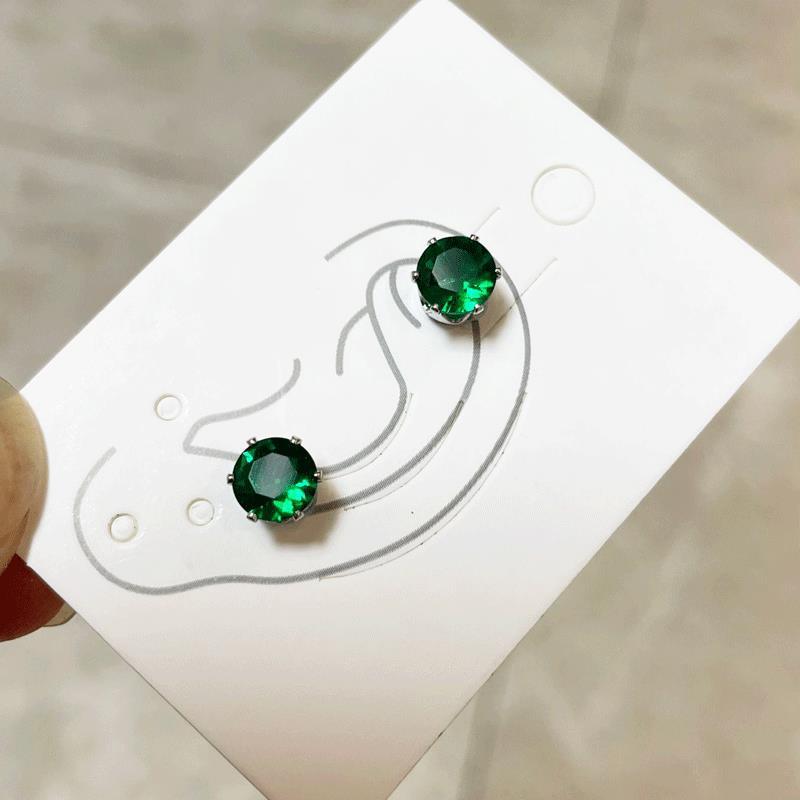 Super Flash Zircon Bone Nail Magnet Ear Clip