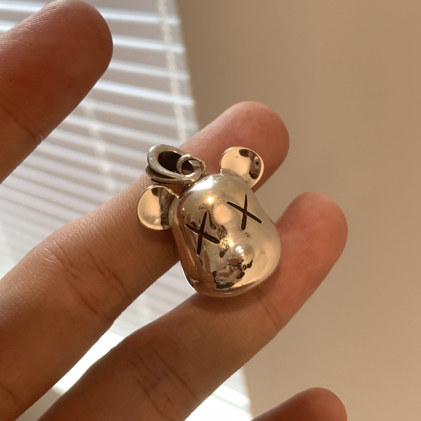 Colliers de clavicule à boucle de perles rondes de mode rétro pour femmes