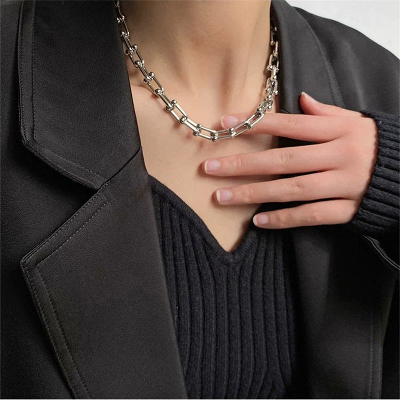 U-shaped Chain Kendall Horseshoe Fashion Simple Necklaces