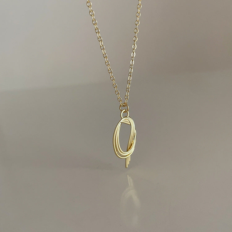 Pendentif irrégulier en métal mat, Niche féminine, personnalité rétro, tous les colliers