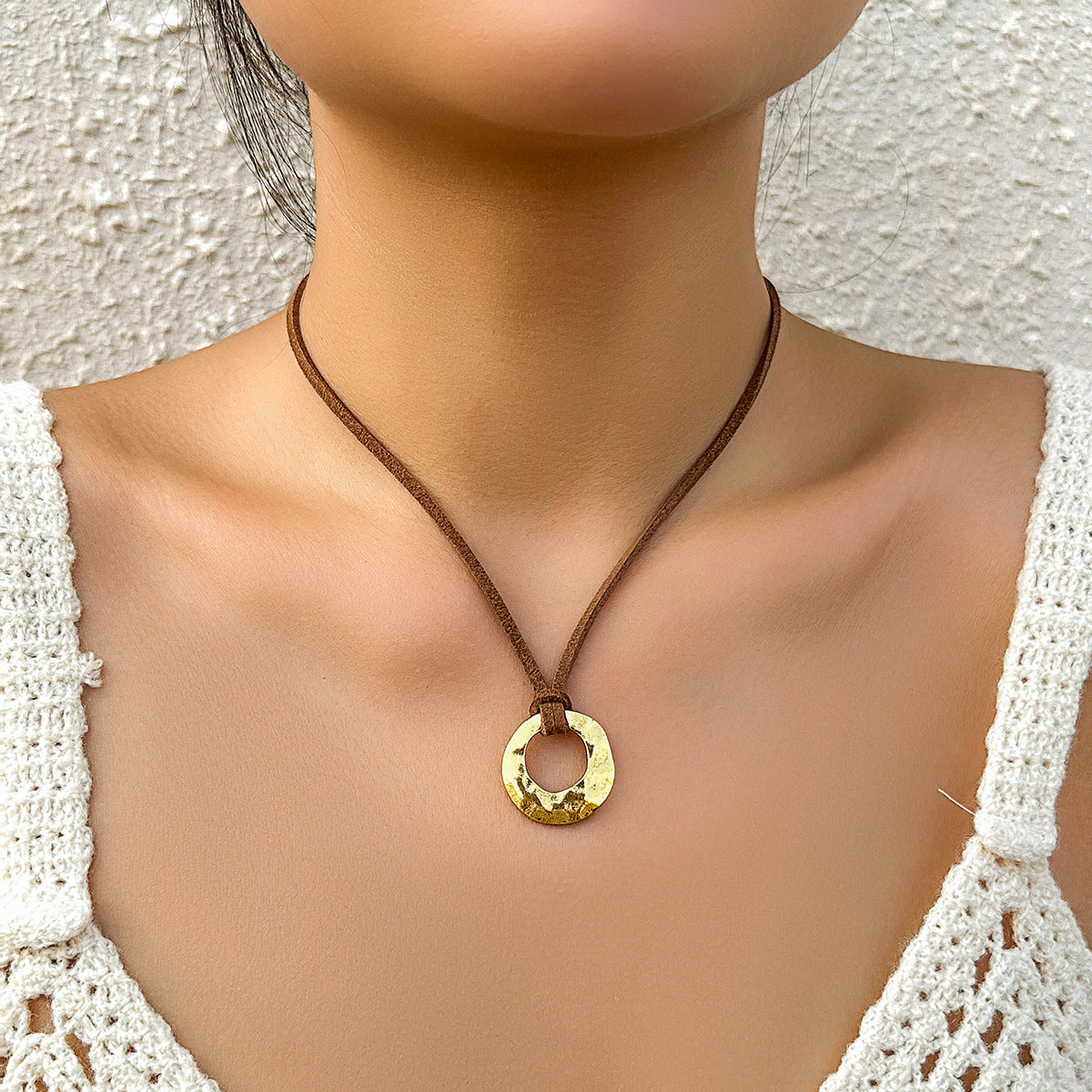 Colliers à pendentif ajourés en forme de cœur géométrique Simple, ornement