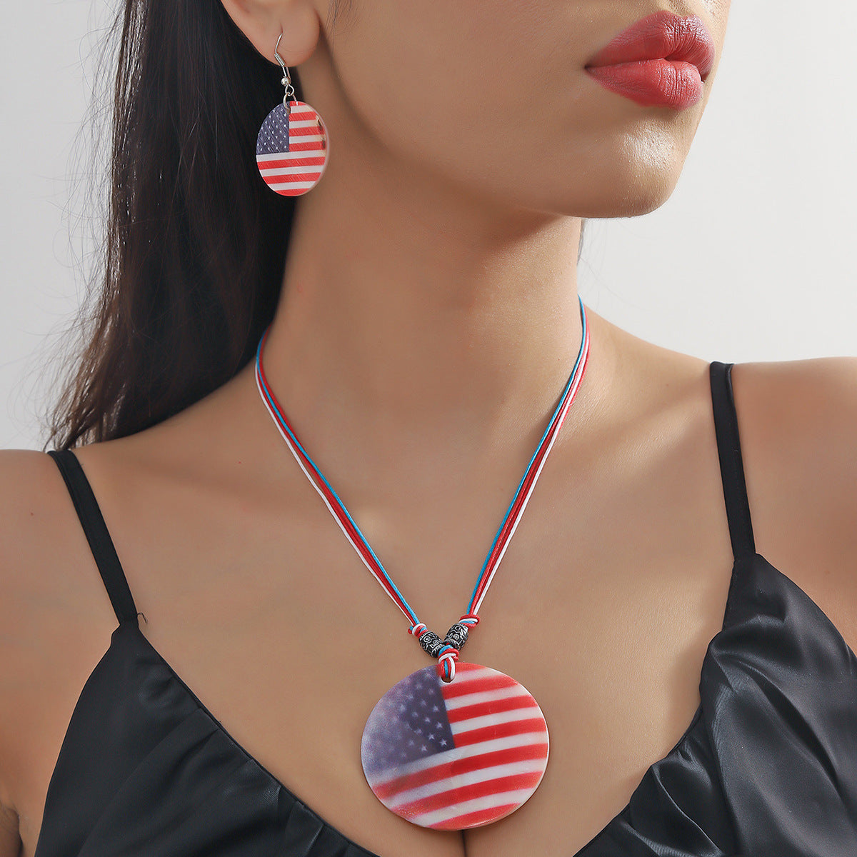 Shell Printed National Flag And Suite Necklaces