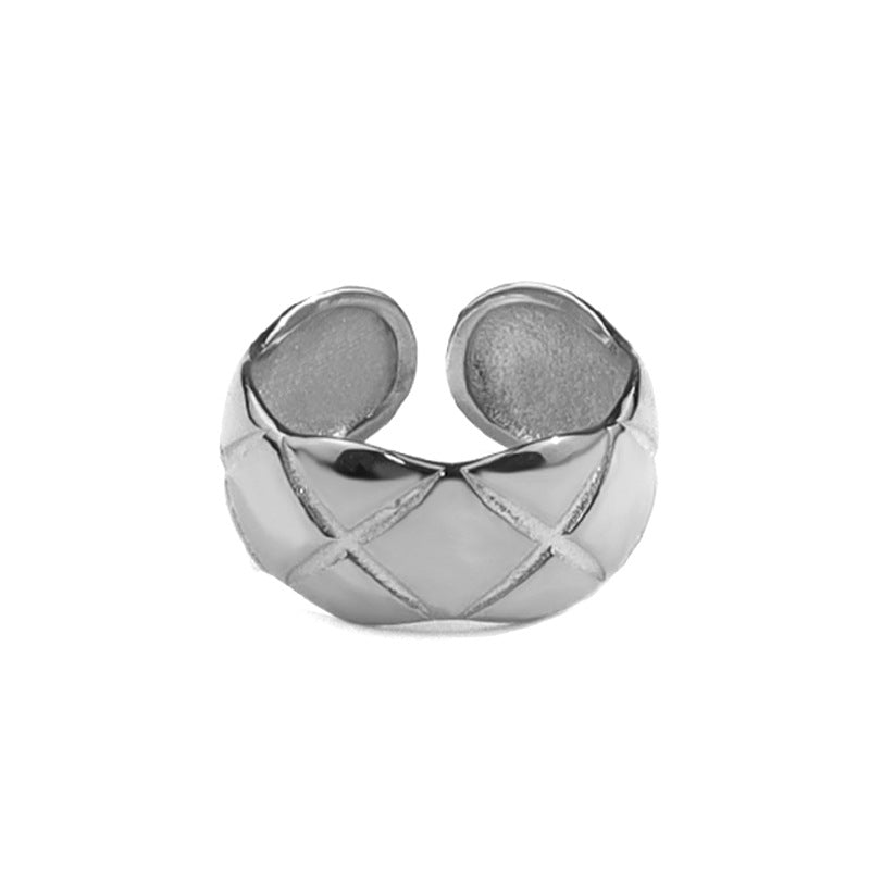Basteln Sie einfache Ringe mit Wellenform und Kreuzmuster