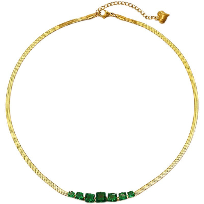 Women's Vintage Emerald Zircon Snake Bones Chain Fashionable Temperamental Necklaces