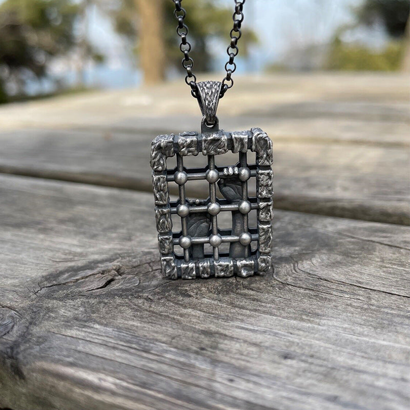 Colliers antiques à la mode avec pendentif de prison personnalisé pour hommes