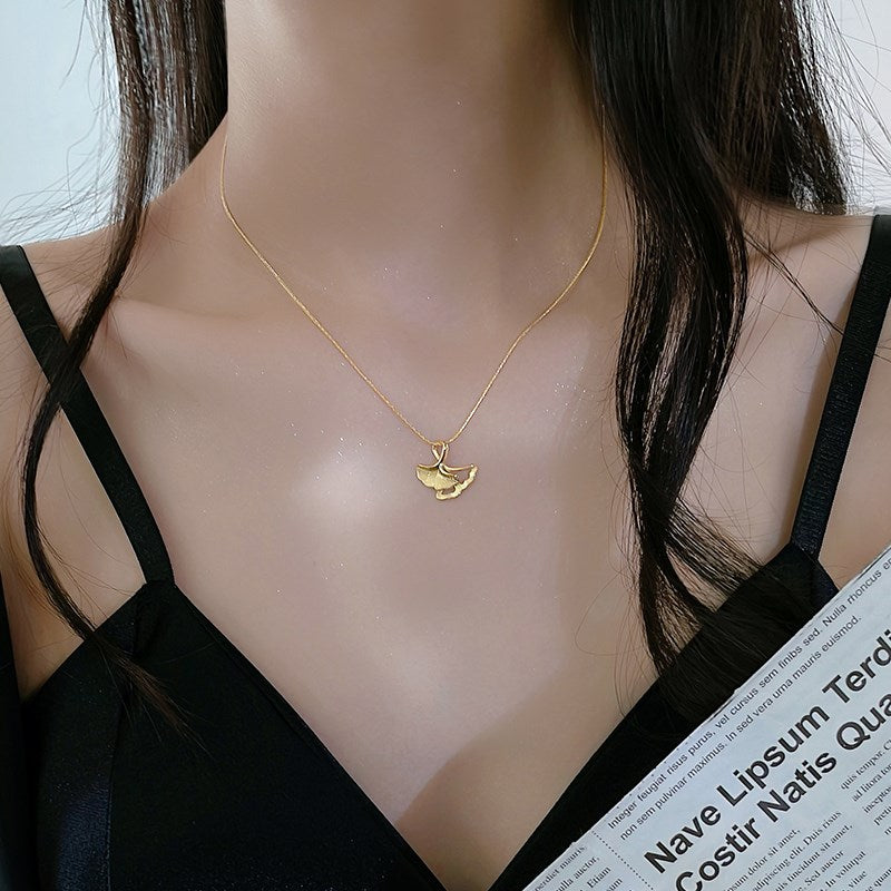 Leaf Pendant Clavicle Chain Gold Titanium Necklaces