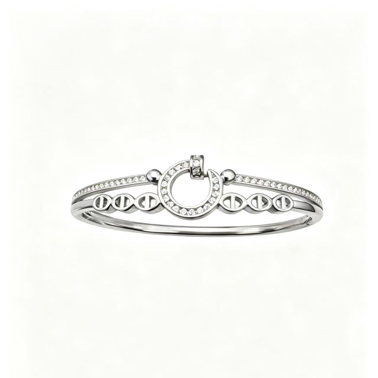 Women's Crescent Diamond Fashion Roman Digital Design Commute Bracelet