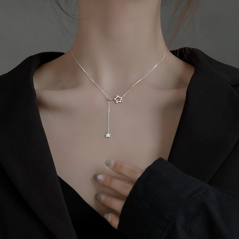 Colliers de clavicule avancés de conception féminine de strass de simplicité populaire