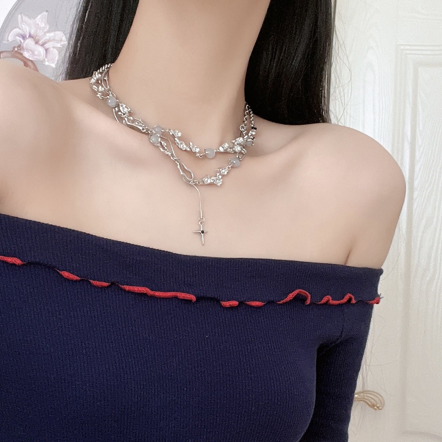 Colliers spéciaux de conception féminine en pierre de lune à motif de Texture