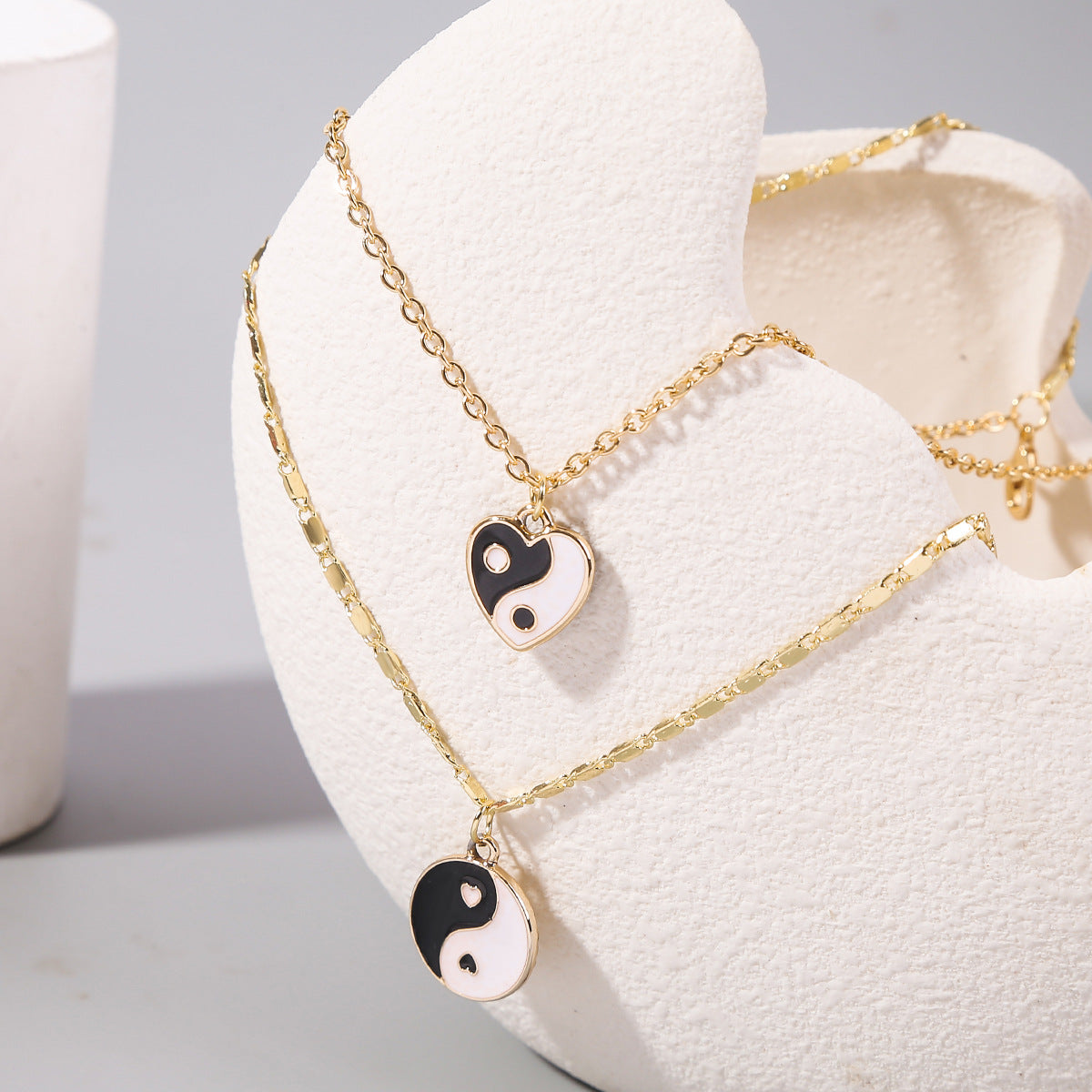 Women's Pendant Neck Accessories Temperament Trend Love Tai High-grade Necklaces