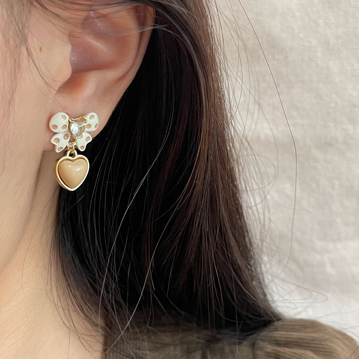 Women's Dot Bow Sier Needle Graceful Design Earrings