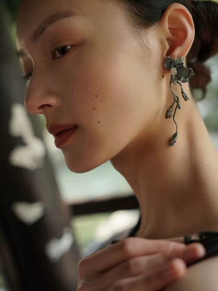 Women's Chinese White Magnolia Twig High Sense Long Ear Stud Earrings