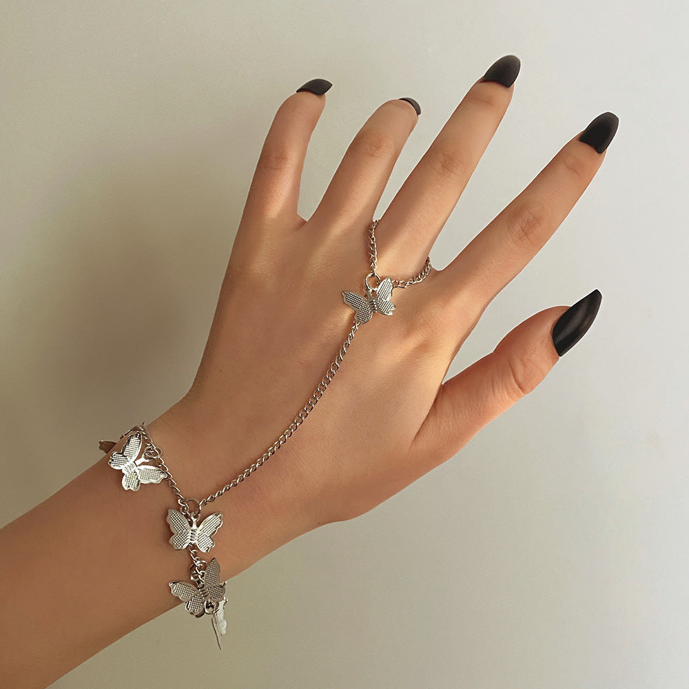 Women's Personality Butterfly Pendant Simple Graceful Chain Rings