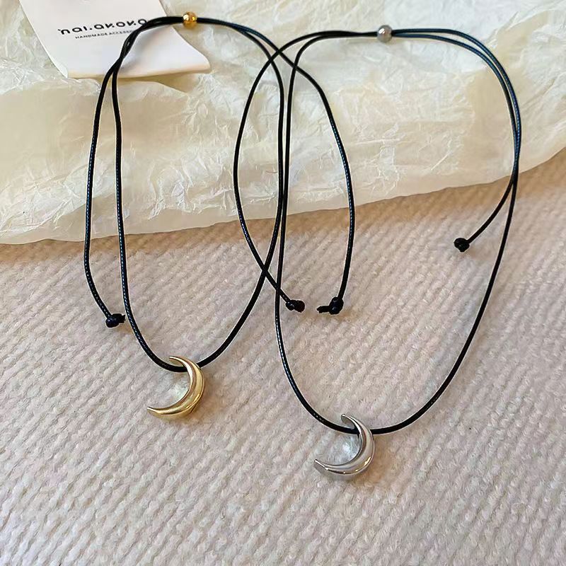 Women's Design Retro Simple High-grade Adjustable Temperament Necklaces
