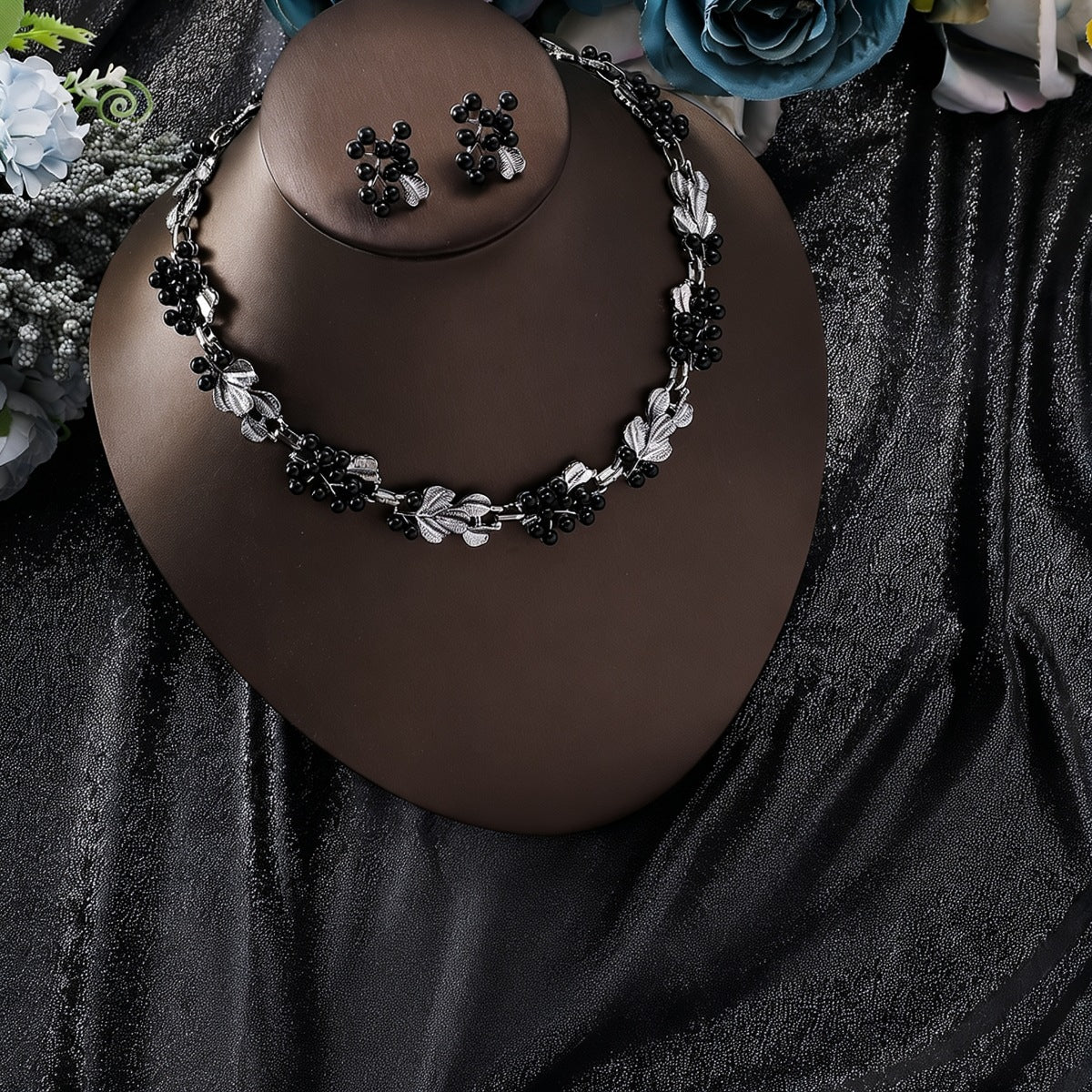 Leaf Pearl Vintage Brushed Frosted Palace Style Retro Affordable Luxury Jewelry Set
