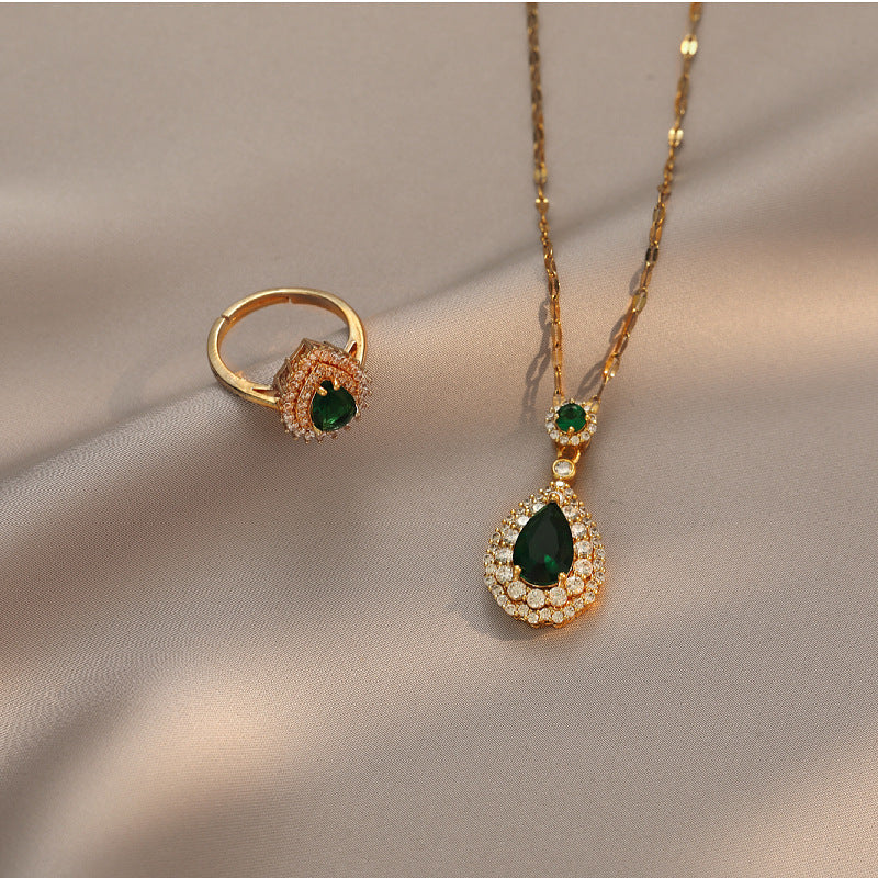Women's Light Luxury Emerald Gold Zircon Full Necklaces