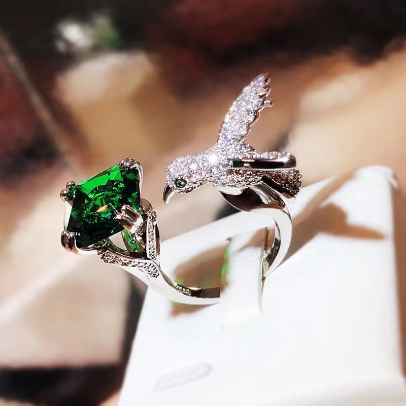 Creative Hummingbird Group Inlaid Zircon Light Rings