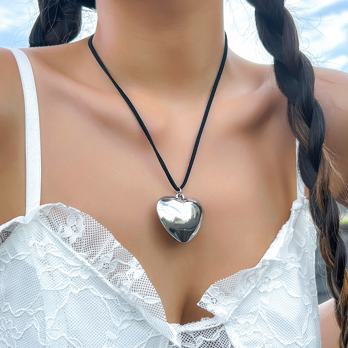 Women's Ornament Fashion Peach Heart Geometric Simple Necklaces
