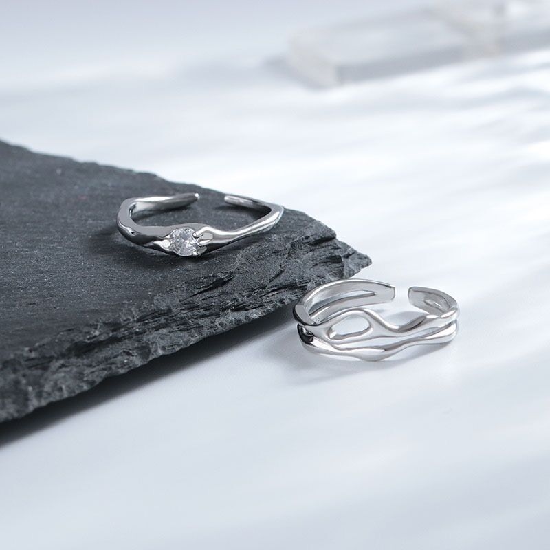 Unregelmäßige hochwertige Ringe für Damen und Herren im kalten Stil und für Paare
