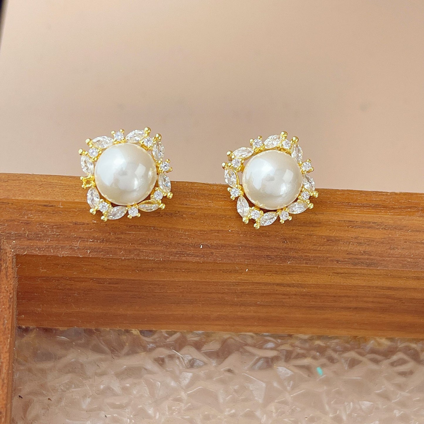 Women's Square Zircon Pearl Temperament Entry Lux Earrings