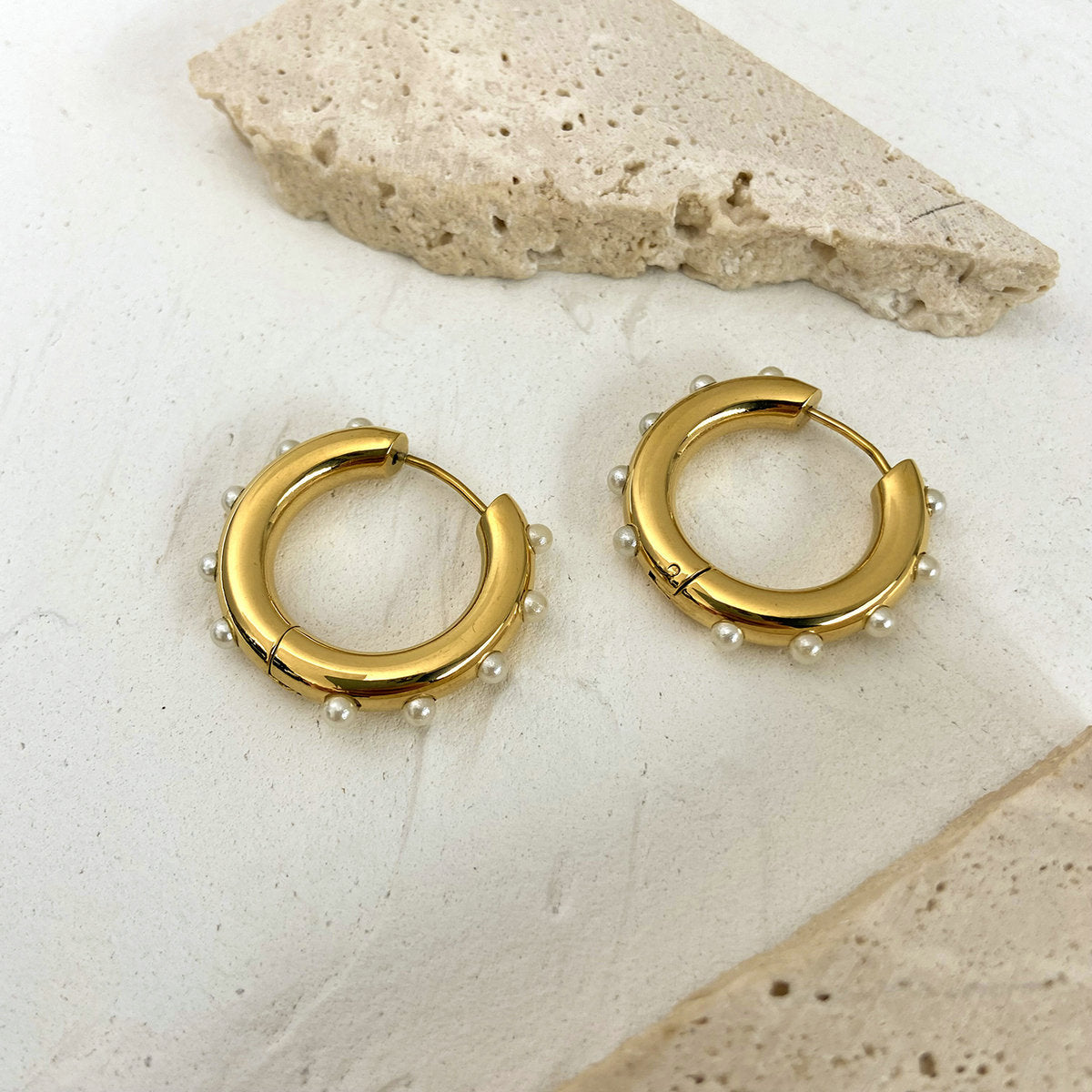Mini perle ronde en or pour femmes, adaptée aux boucles d'oreilles