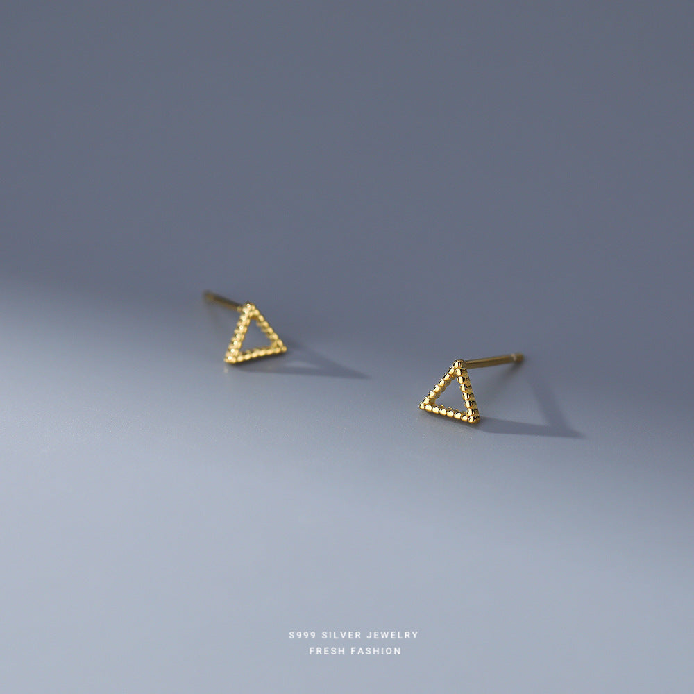 Damen-Ringe mit hohler Geometrie, kleinem Ohr, einfachem Nischendesign und leichten Ringen