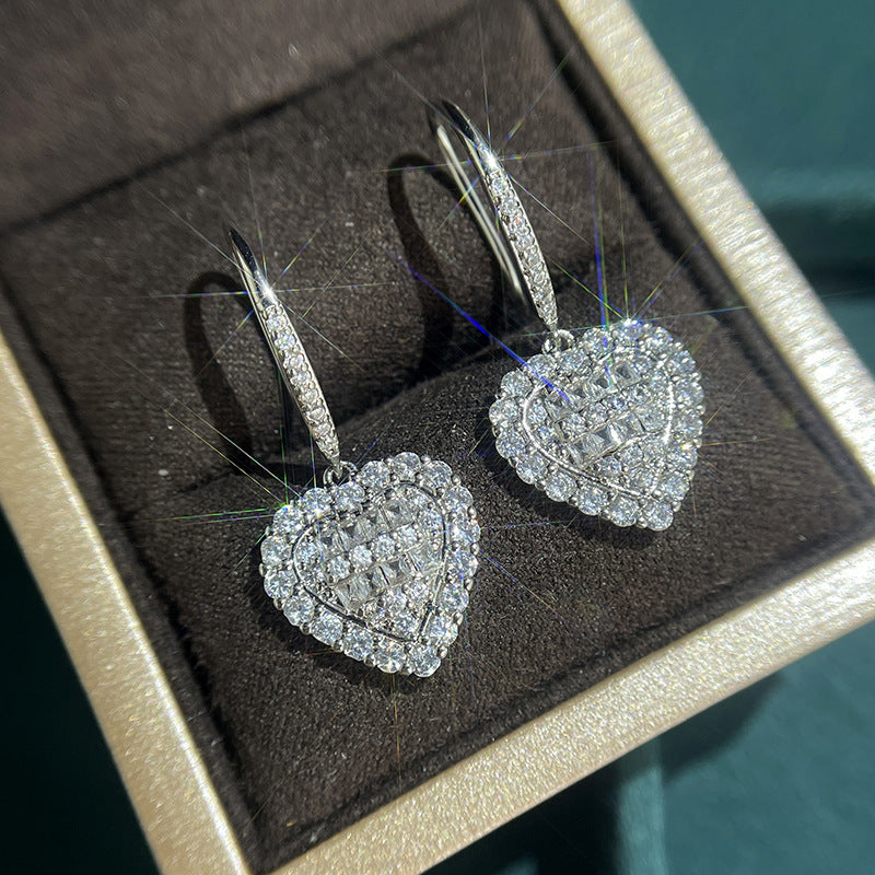 Modische Herz-Liebe-Ohrhaken, herzförmige Super-Ohrringe