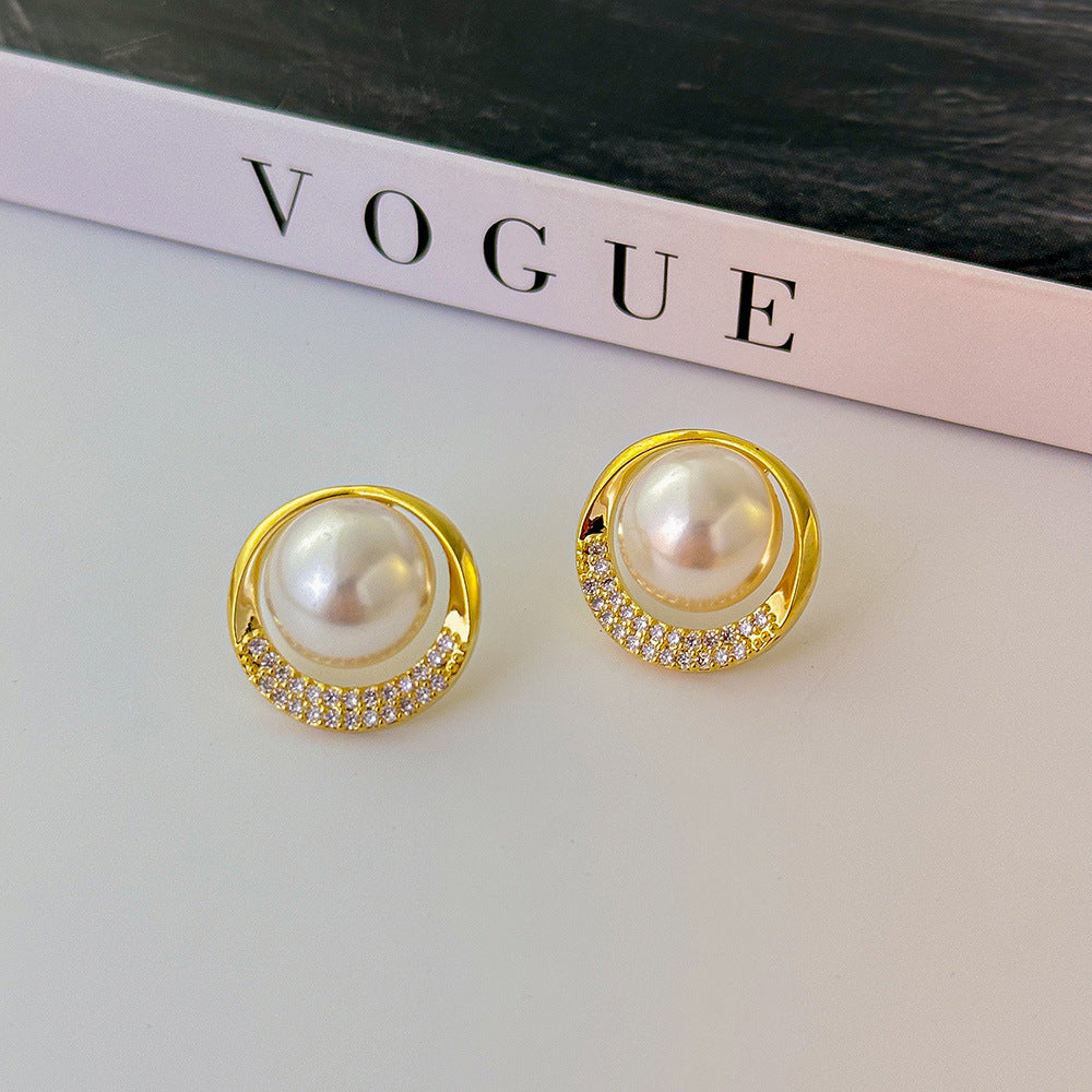 Design Pearl Grace Lady Style Simple Earrings