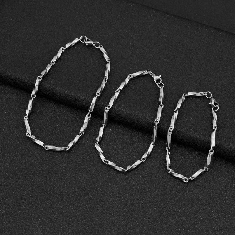 Colliers de couple en acier inoxydable et ornement pour femmes, hommes et titane