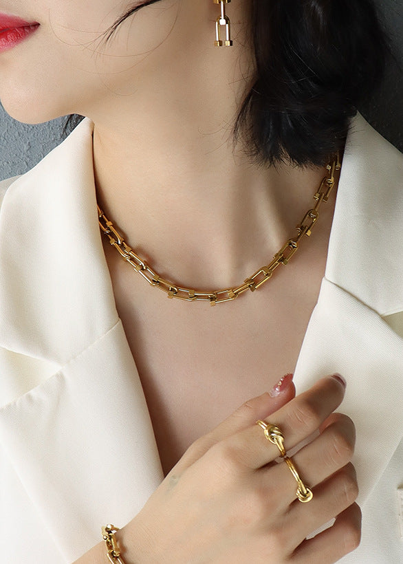 U-shaped Vachette Clasp Female Titanium Steel Jewelry Set