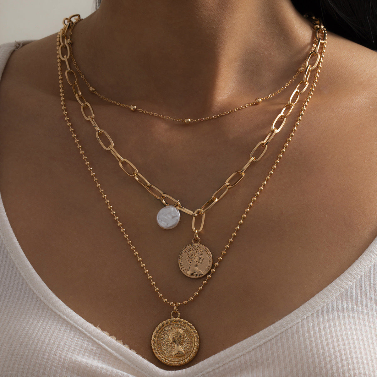 Colliers de perles d'imitation en forme de femme, ornement Simple, Portrait baroque en relief, en forme de femme
