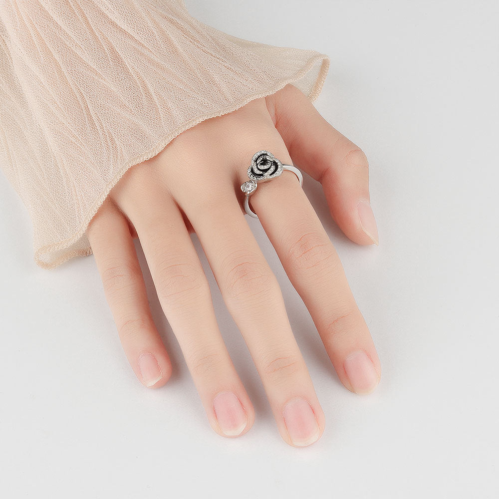 Women's Rotatable Fashion Personalized Cold Style Flowers Rings