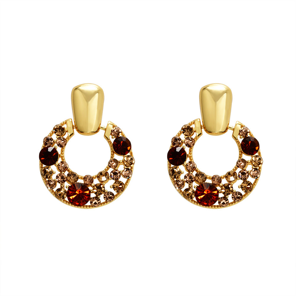 Niche Retro Exquisite Hollow Circle Diamond Light Luxury Earrings