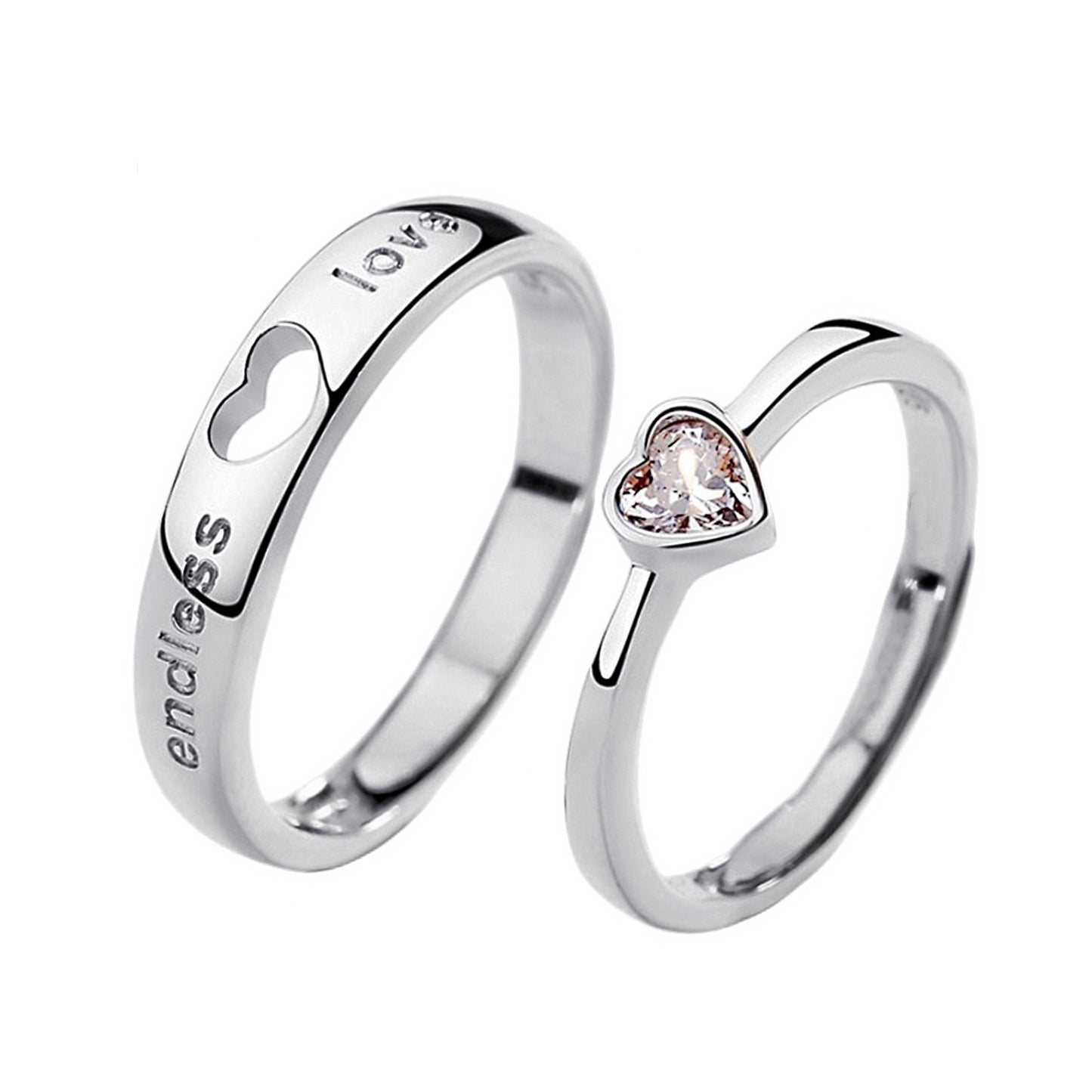Damen- und Herrenringe sowie ein Paar „And Love You“-Ringe