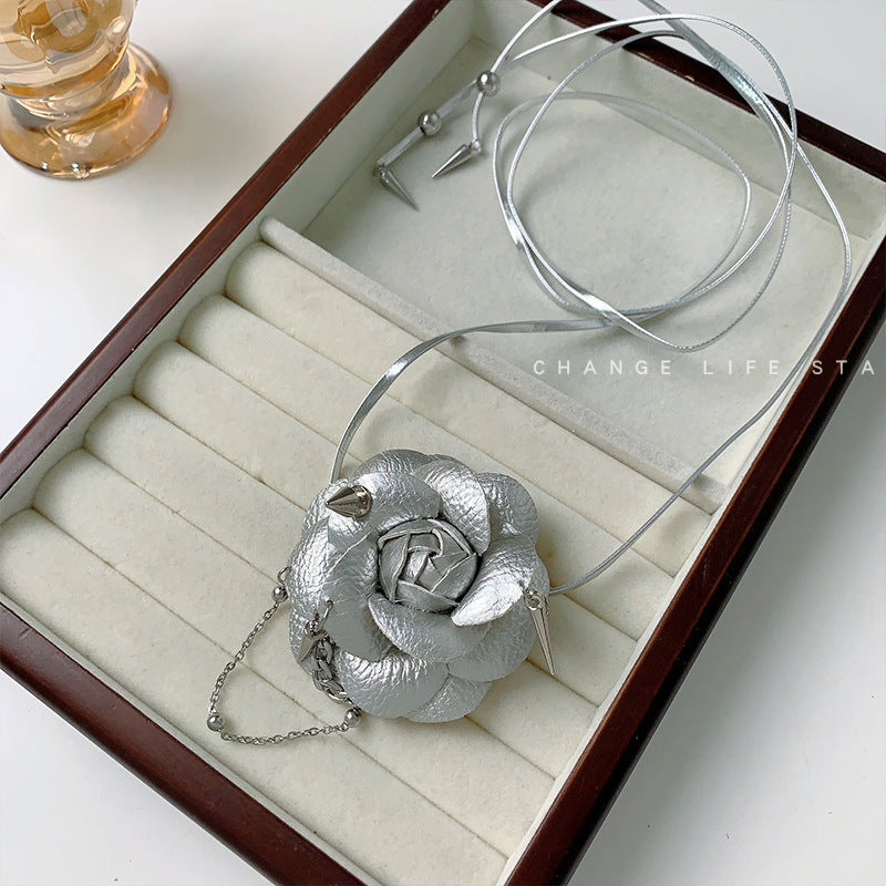 Three-dimensional Flower Waist Chain Personalized Minority Necklaces