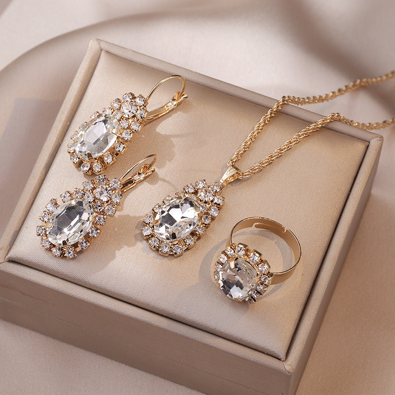 Women's Pendant High-grade Suit Hemp Flowers Chain Necklaces