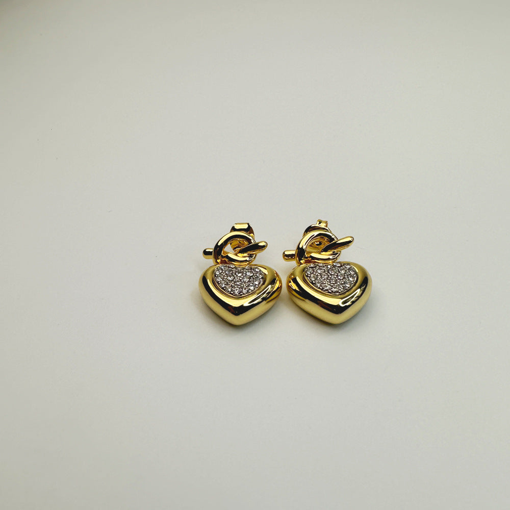 Women's And Compact Heart-shaped Diamond Sier Needle Earrings