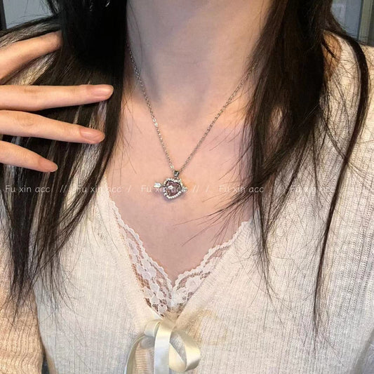 Women's Style Heart-piercing Pendant Love For Light Necklaces